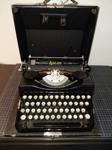 Adler modell mit koffer - adler,