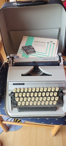 Schreibmaschine gabriele - schreibmaschine, 25