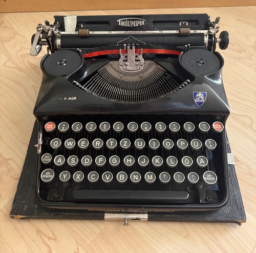 Alte triumph schreibmaschine - triumph,
