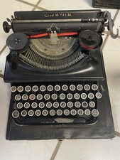 Urania antike Schreibmaschine