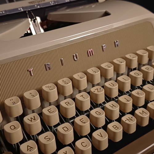 Triumph gabriele - triumph,