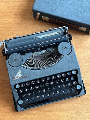Hermes baby schreibmaschine - baby,