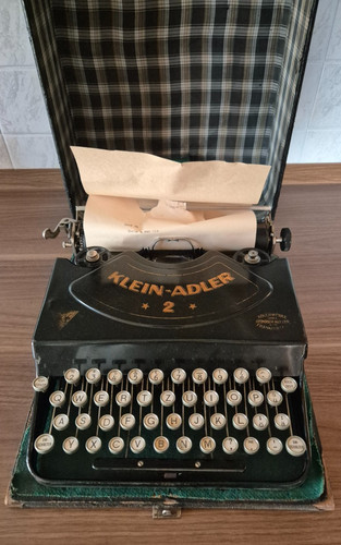Schreibmaschine klein adler - schreibmaschine,